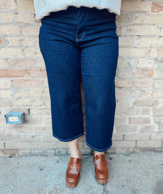 Judy Blue Wide Legged Dark Wash Crop Jean Pants