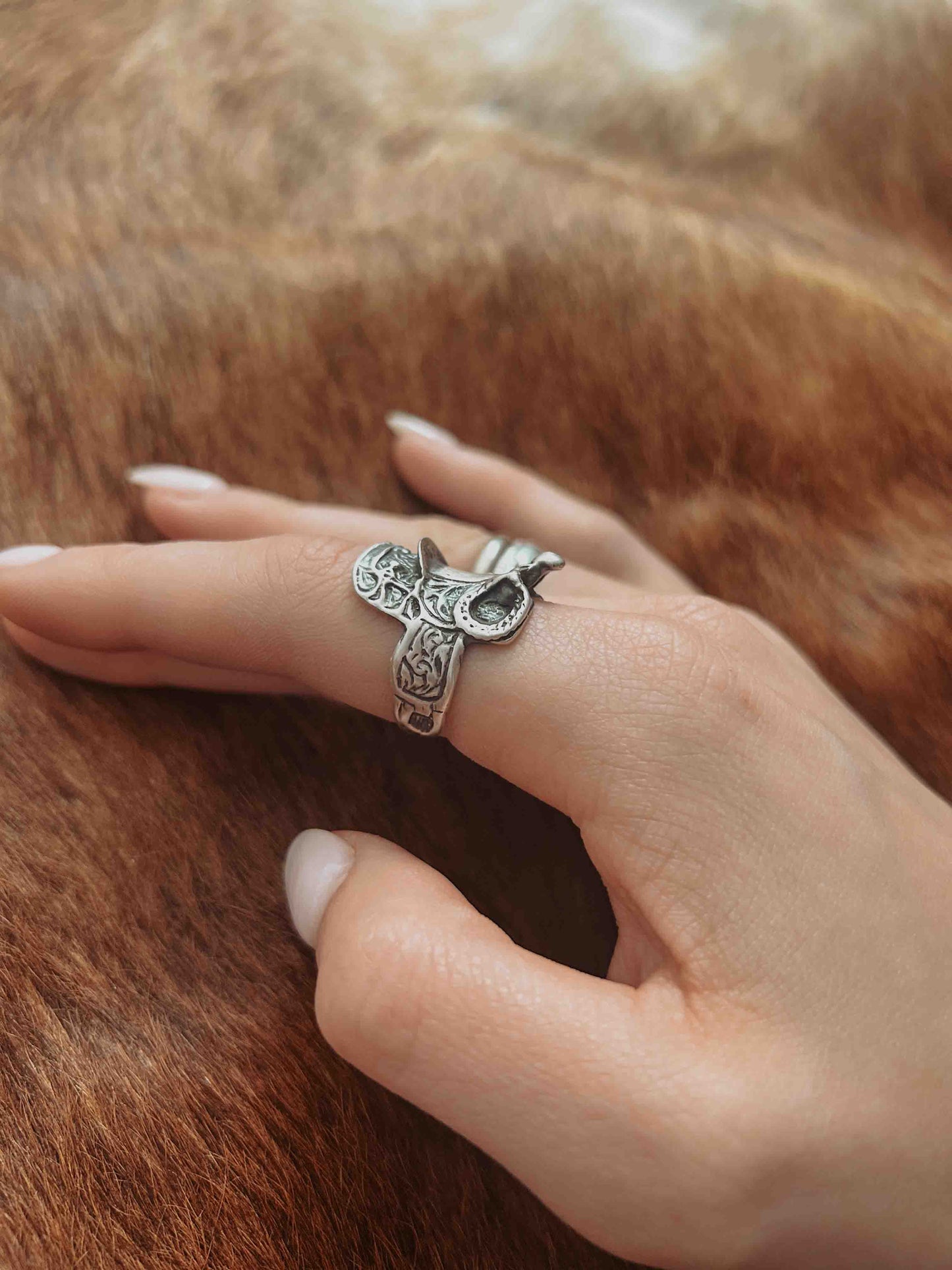 Antique-Inspired Saddle Sterling Silver Ring – Unique Handcrafted Design