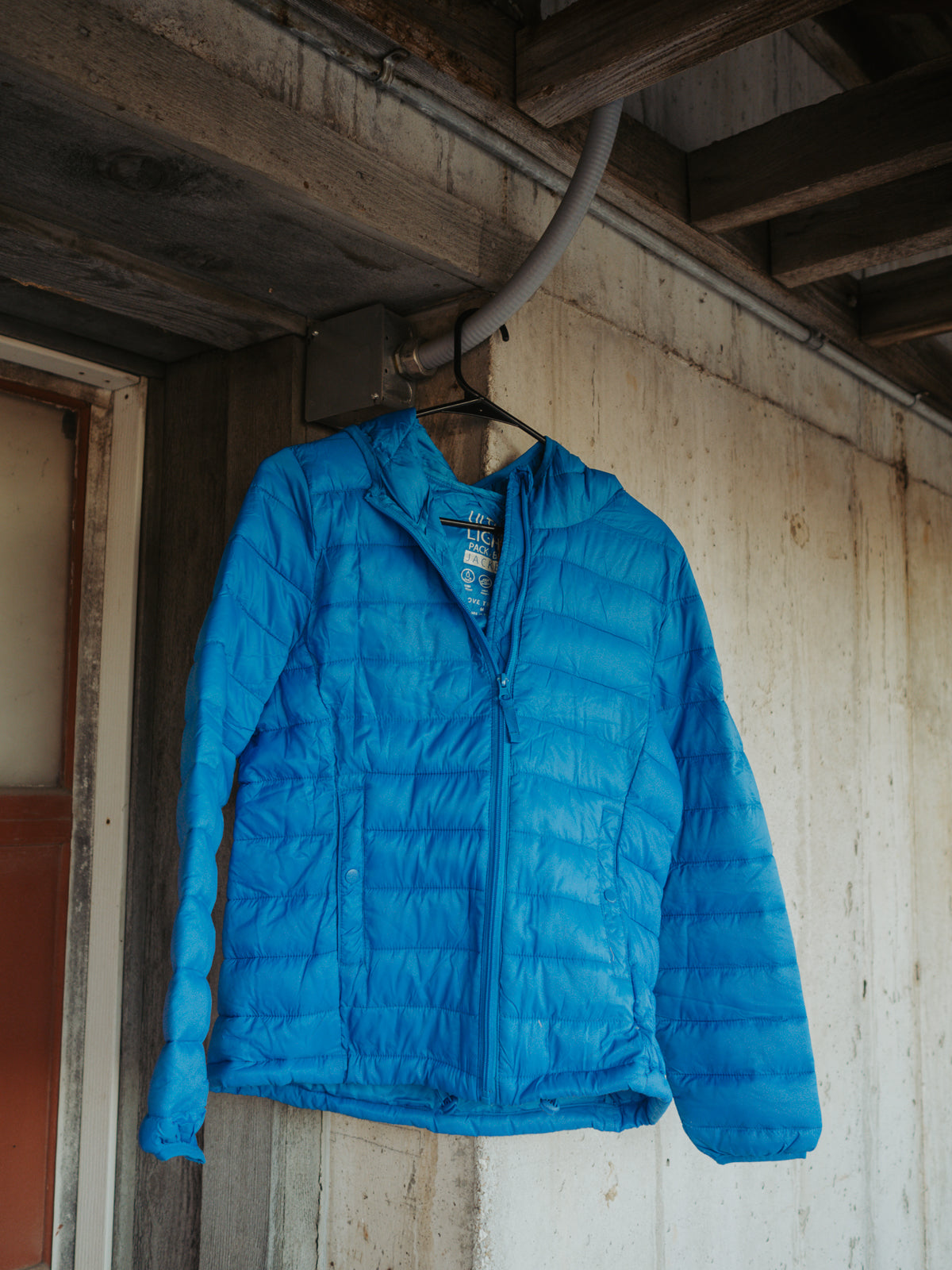 Blue Puffer Jacket – Lightweight, Warm, and Stylish Outerwear | QB Customs